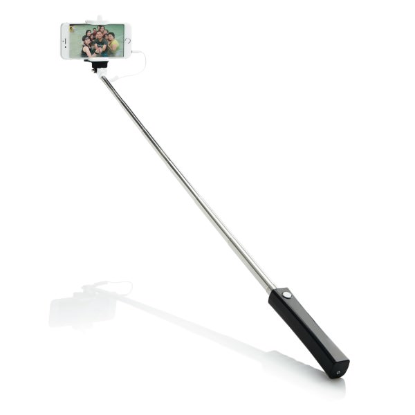 “Selfie” Stick mit Kabel