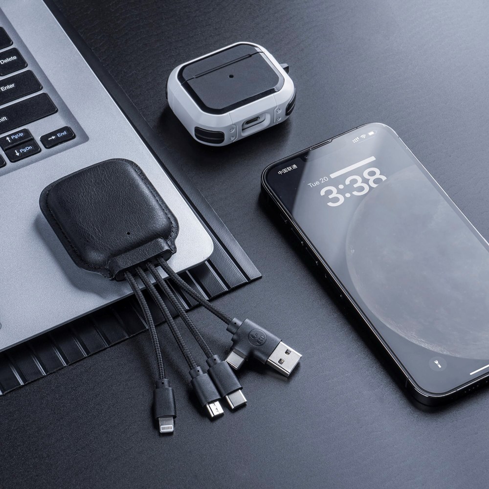 4001 | Xoopar Iné Gamma NFC Powerbank with Charging cables 3000mAh 