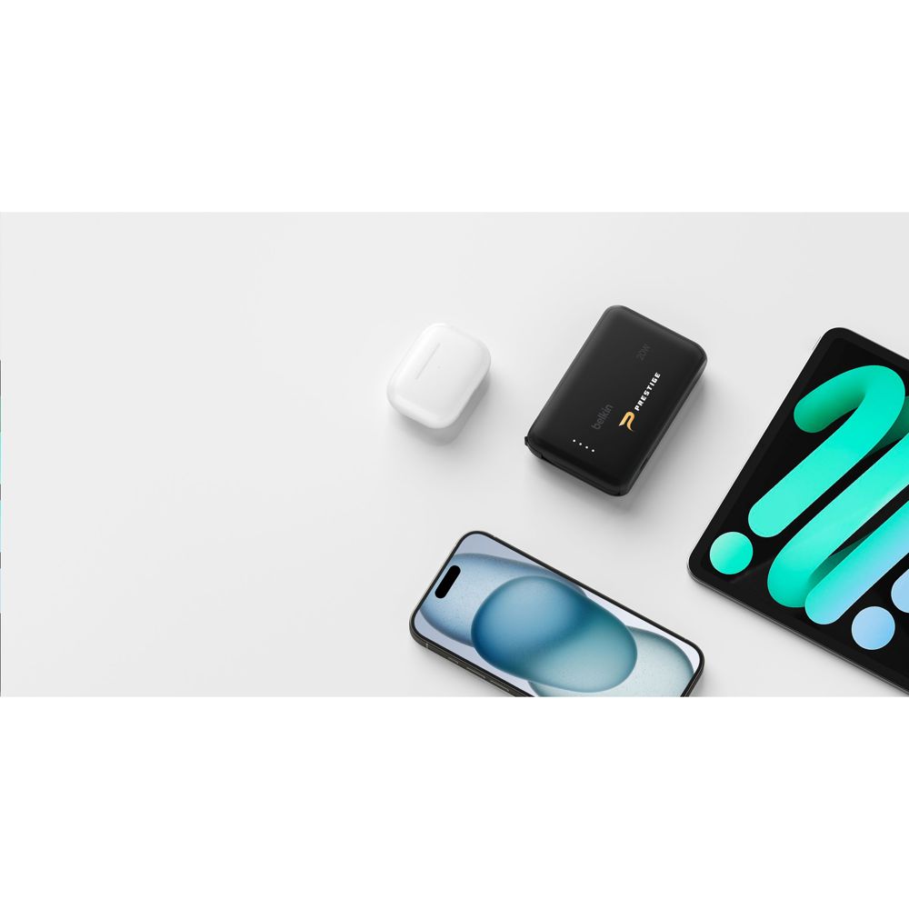 Belkin BoostCharge PowerBank 10K Integriertes Kabel